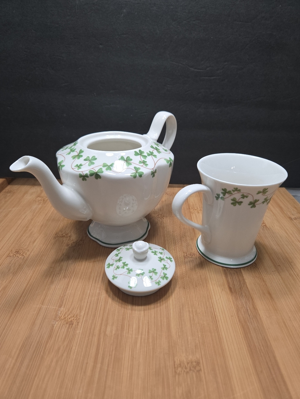 Grace Teaware Shamrock Tea Pot and Tea Cup Set Porcelain